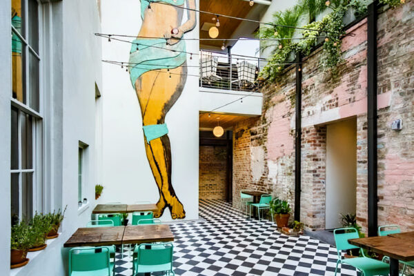 Catahoula NOLA-Courtyard Catahoula NOLA-Courtyard